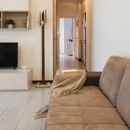 Altido Charming 1bed Apt, Moments From The Silk Museum